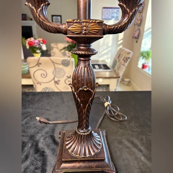 Sale🔥🔥🔥Dale Tiffany Baroque Candelabra Table Lamp - Picture 4 of 11